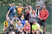 Trek en Terre inconnue : Le récit d'une aventure unique